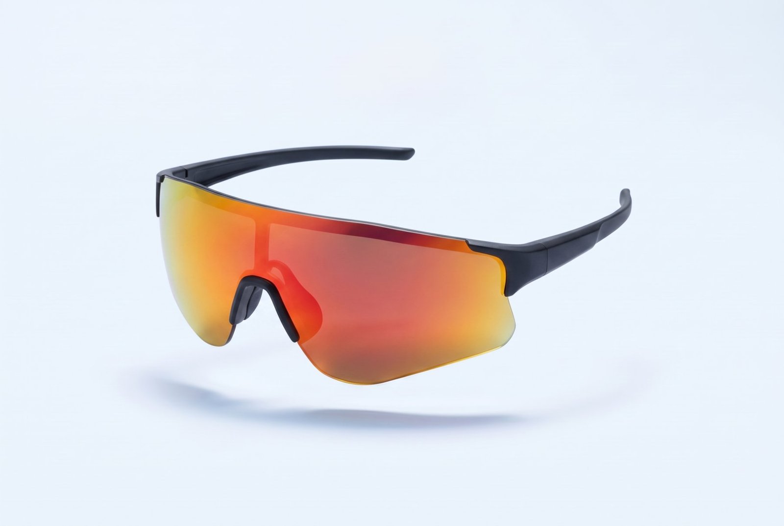Shield 01 en Onyx : monture noir mat, verre Blaze